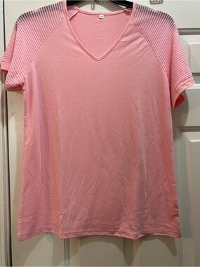 New Women's V-Neck Pink Short Sleeve Top
